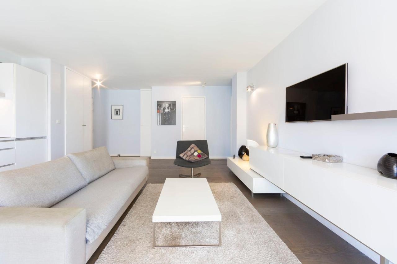 Modern Apartment 2 Bedrooms Quiet Terrace In A Palm Beach Area, 30 Meters From Seaside Cannes Exterior photo
